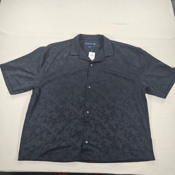 NWT Abercrombie & Fitch Jacquard Cropped Short Sleeve Black Button Up Size XXL - Picture 2 of 8